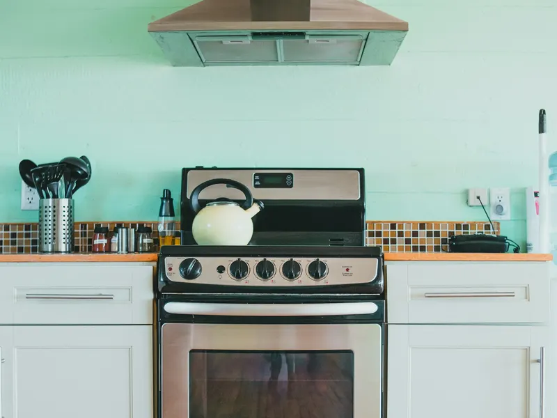 Estufa de 4 puestos con horno